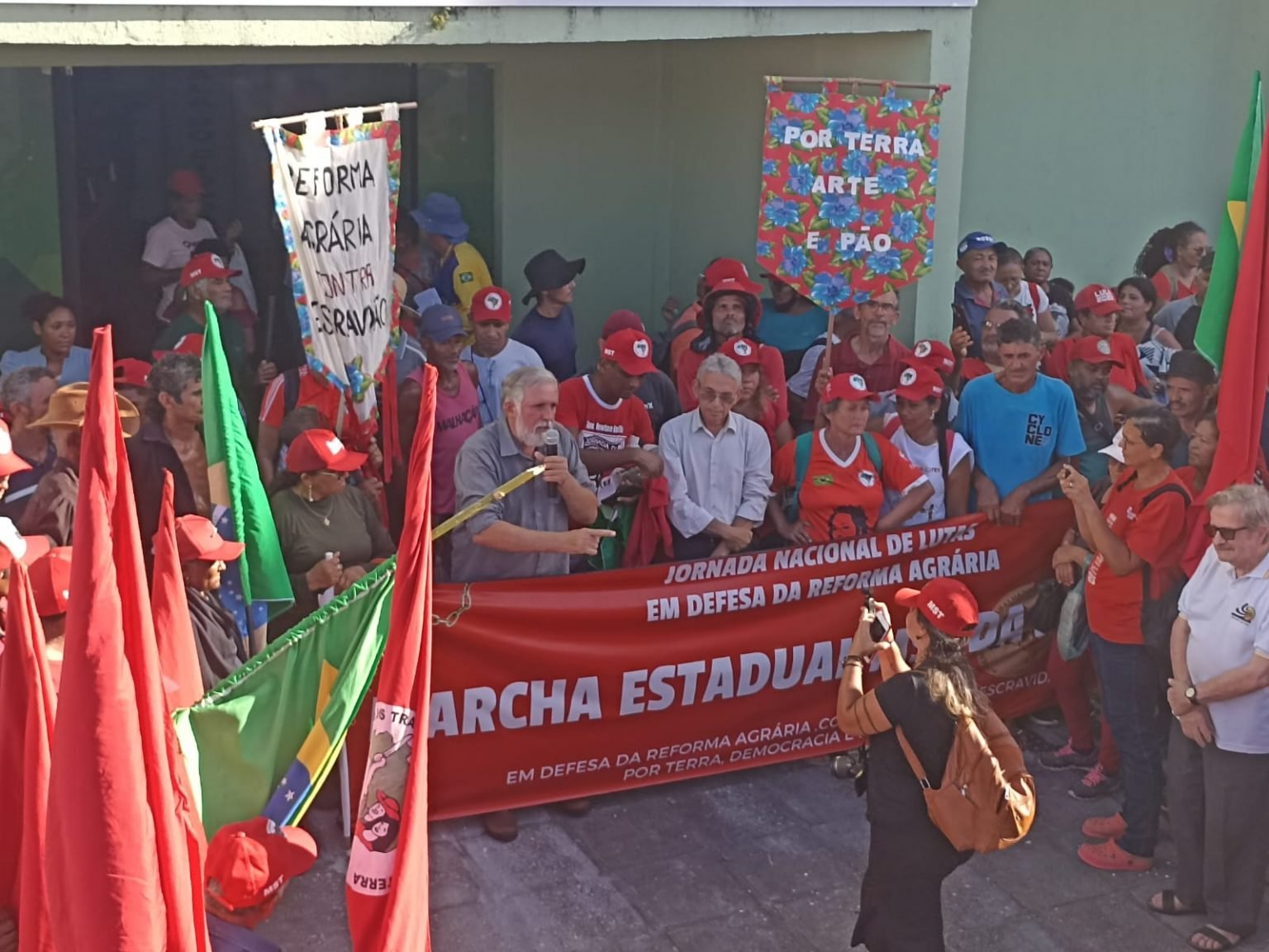 Imagem-do-WhatsApp-de-2023-04-17-as-17.56.29-1536x1153-1