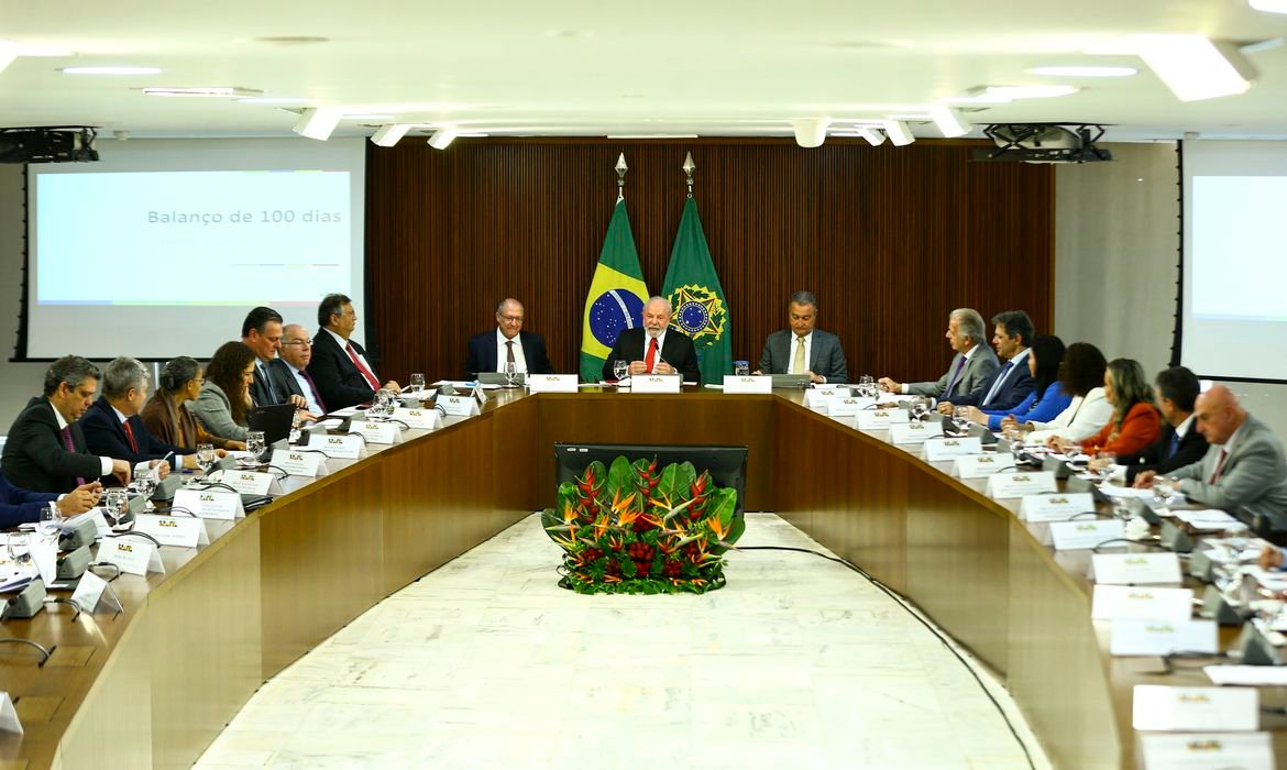 reuniao-ministerial_mcamgo_abr_030420231818-4