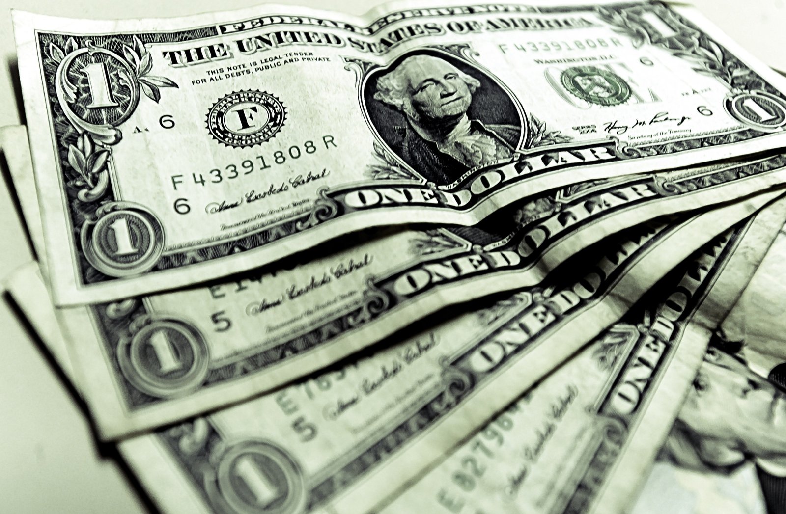 753f7398-dolar