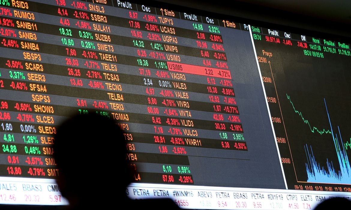 2020-03-11t154713z_1_lynxmpeg2a1pf_rtroptp_4_bovespa-manh