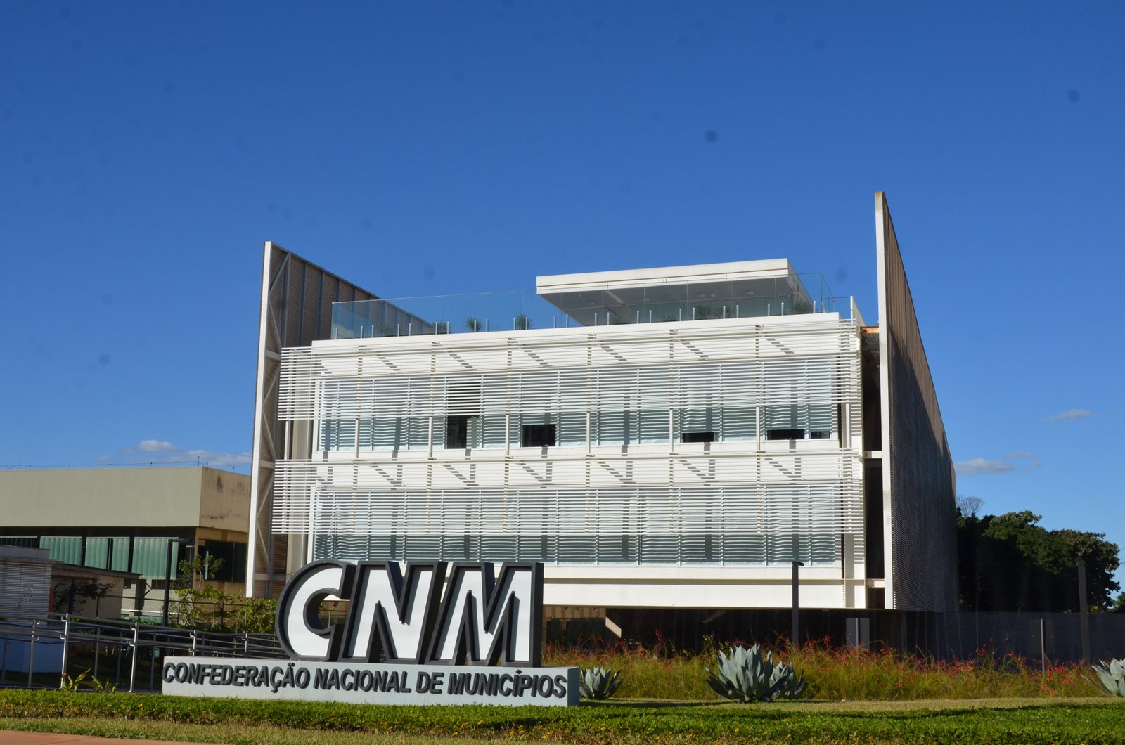 CNM_9618