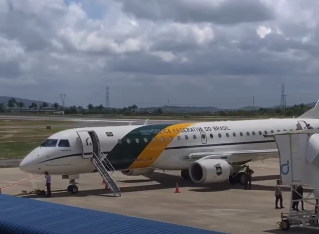 Aviao-presidencial-Lula-Campina-Grande