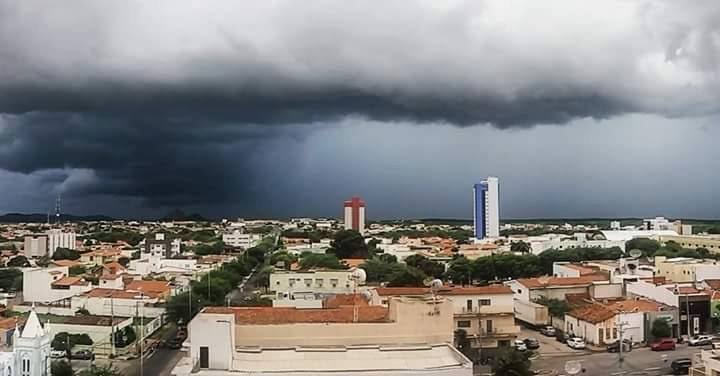 Paraiba-recebem-alerta-por-fortes-chuvas