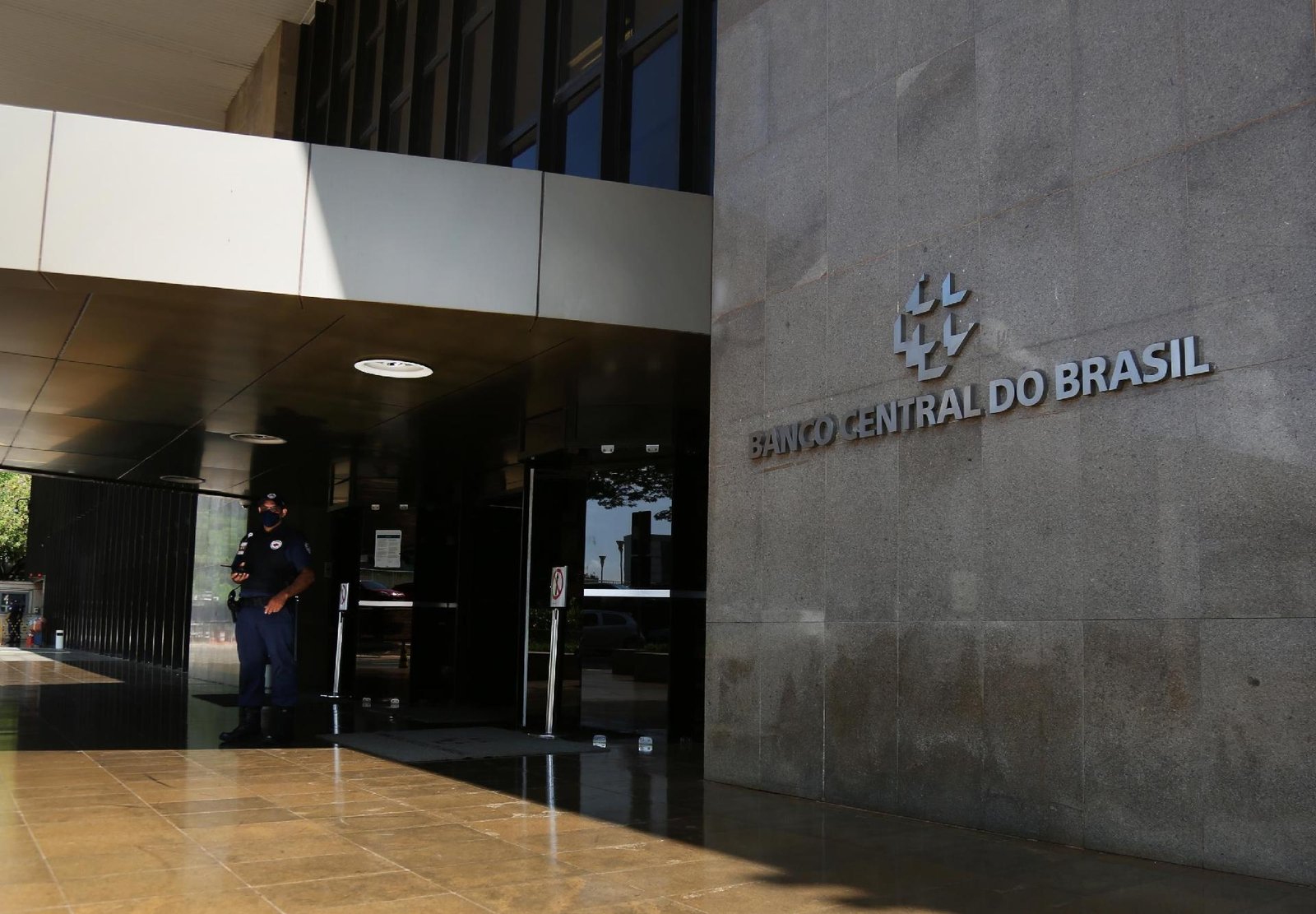 banco-central-do-brasil-o-que-e-como-funciona-e-funcoes-do-bacen