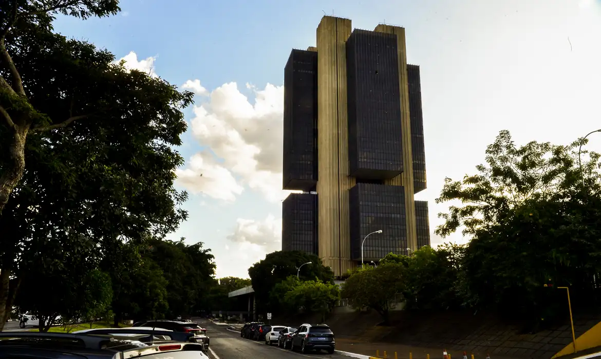 banco_central_mcajr_abr_0104222282_0
