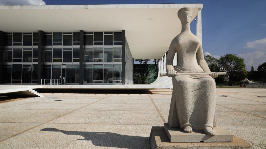 STF-SupremoTribunalFederal-Estatua-Justica-01Ago2022-24-848x477