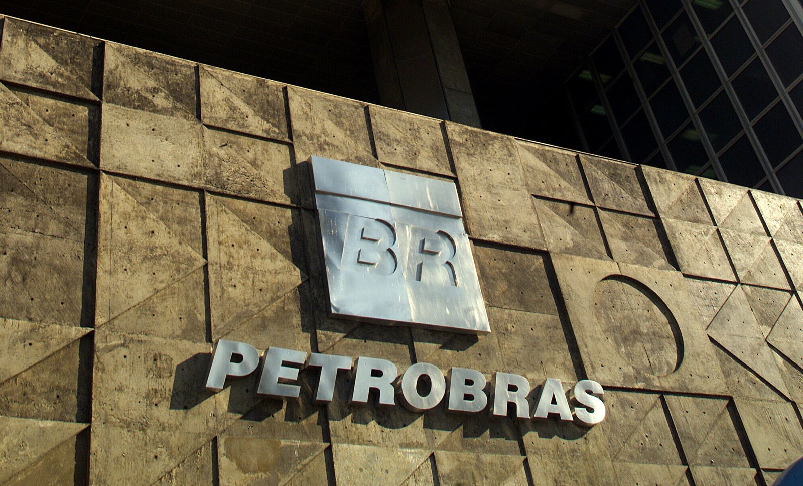 20180827103003-petrobras