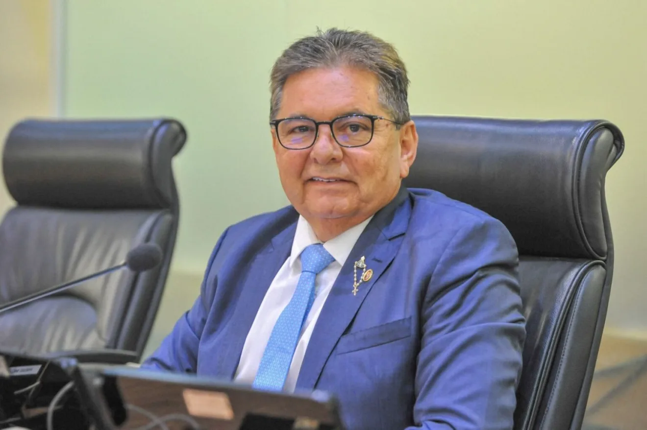 4cyGZZj1-dadrianogaldino-1320x878