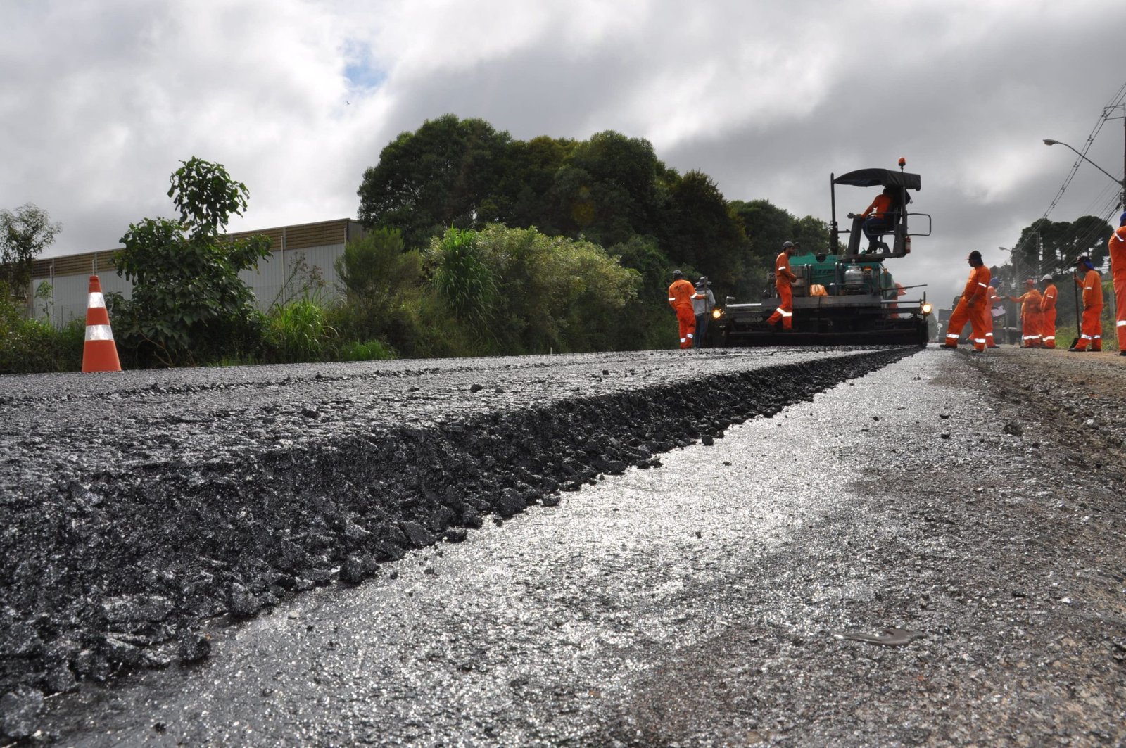 obra_de_pavimentacao__-_rodovia-scaled