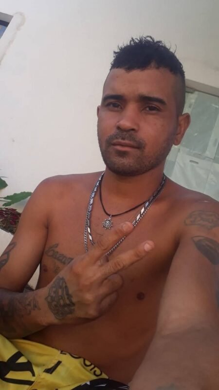 WhatsApp-Image-2024-12-22-at-17.27.38-450x800