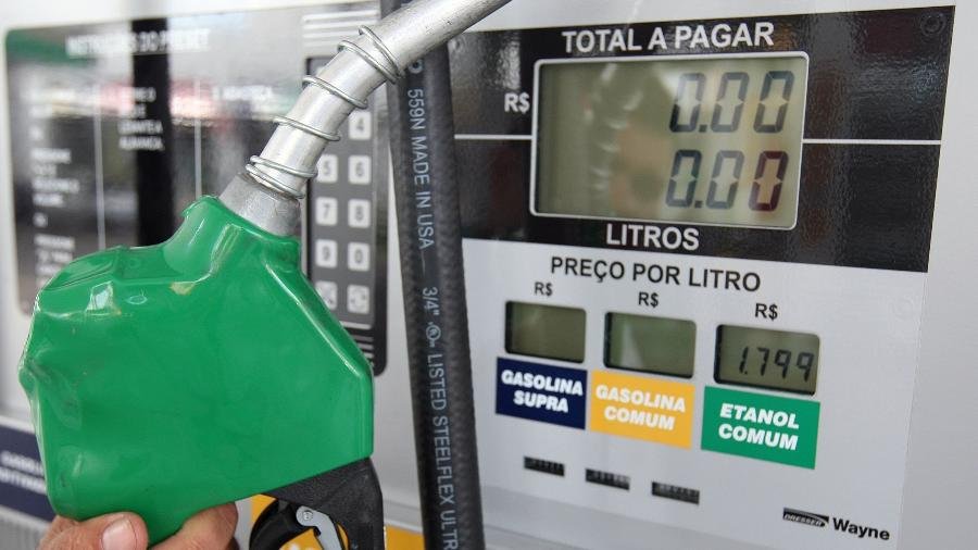 detalhe-de-bomba-em-posto-de-combustivel-1561499548265_v2_900x506