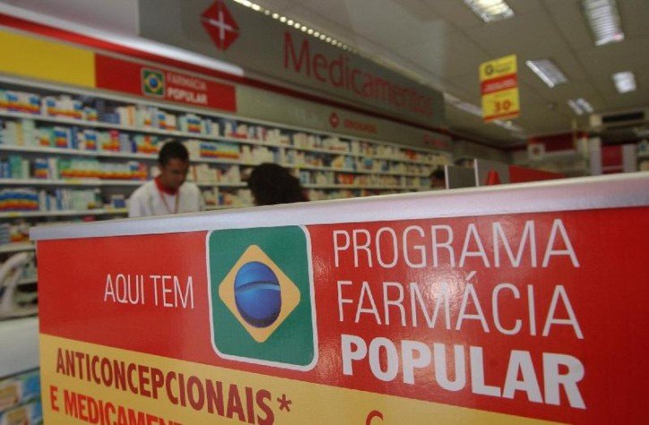 farmaciapopular_080924_elzafiuza_abr