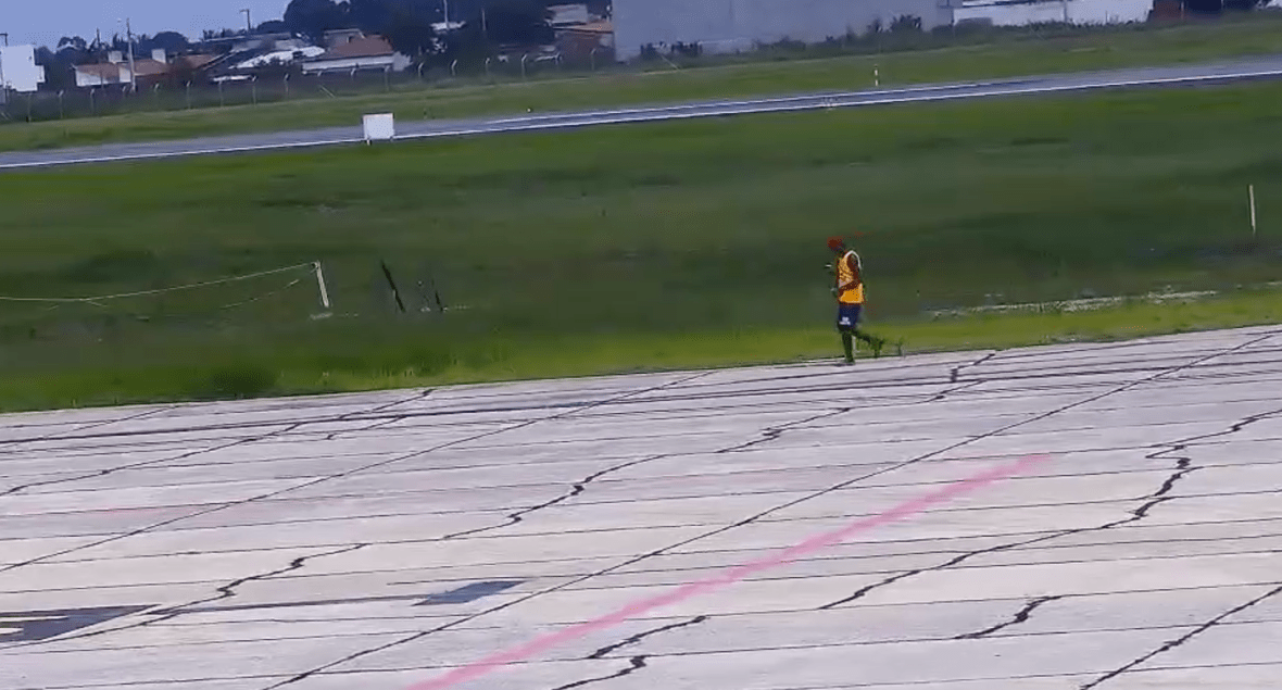 Homem invade pista do Aeroporto Castro Pinto e é preso pela Polícia Federal