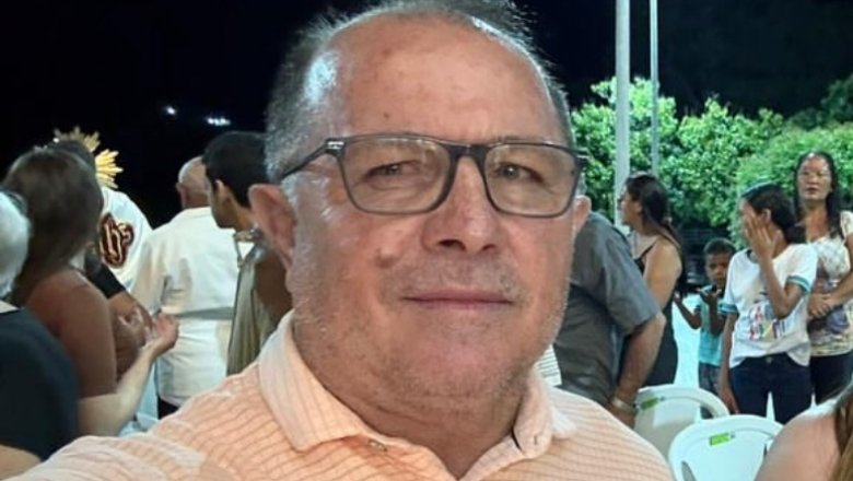 Prefeito Ceninha entrega banheiros ecológicos e anuncia atrações da Festa de Santo Antônio