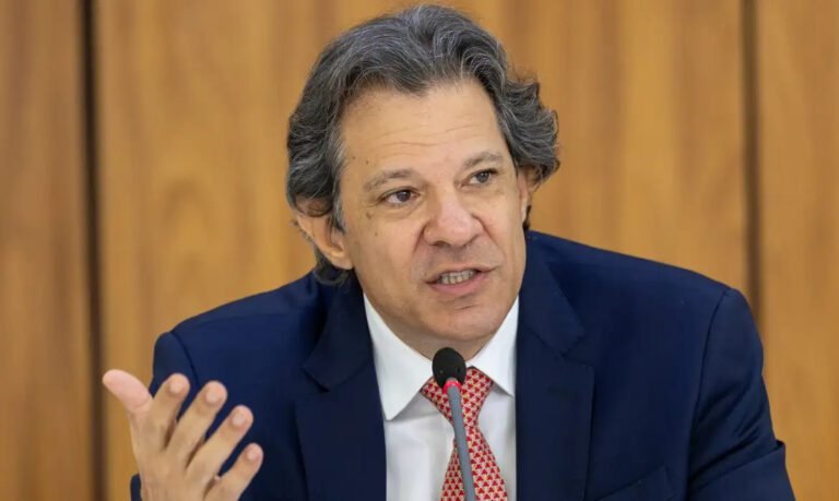 Haddad diz que juristas consideram derrubada do IOF inconstitucional e cita que recursos podem faltar