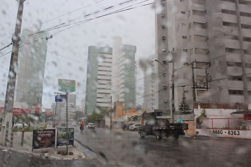 Inmet emite alerta de acumulado de chuva para capital e outros 56 municípios da Paraíba