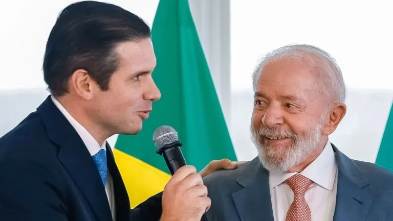 Crise do IOF: Lula volta acusar Motta de traição, diz ser grato ao paraibano, mas afirma que se não acionar o STF não governa