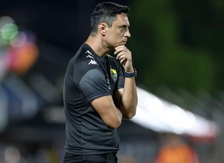 Bernardo Franco é confirmado como o novo treinador do Botafogo de João Pessoa