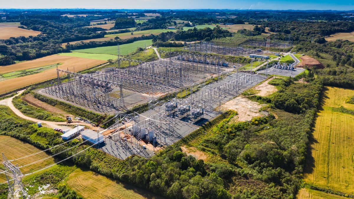 Incêndio em subestação no Paraná causa apagão na Paraíba