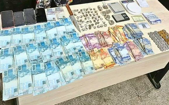 Homem é preso com porções de maconha e mais de R$ 5 mil em espécie em Cajazeiras