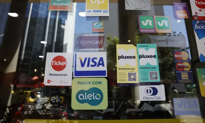 Haddad diz que taxa de 3,6% do vale-refeição é “mais civilizada”