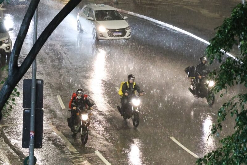 Tempestades severas ameaçam MS, PR e SC com granizo e rajadas de vento