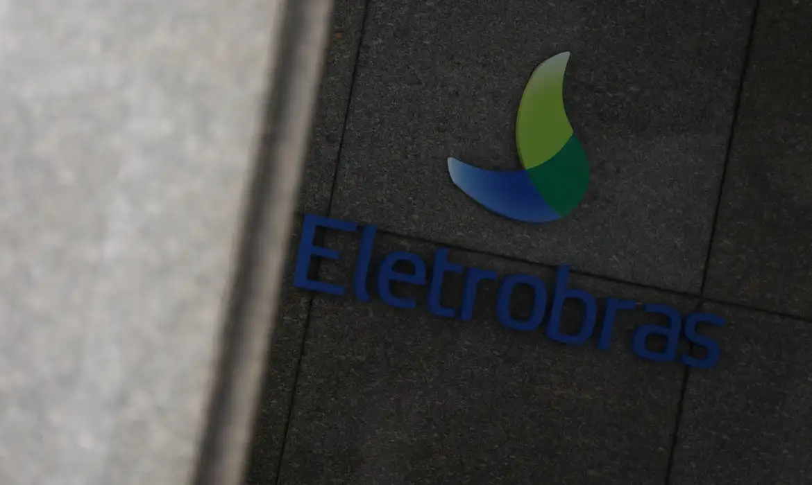 Senado aprova proposta de realocação de trabalhadores da Eletrobras