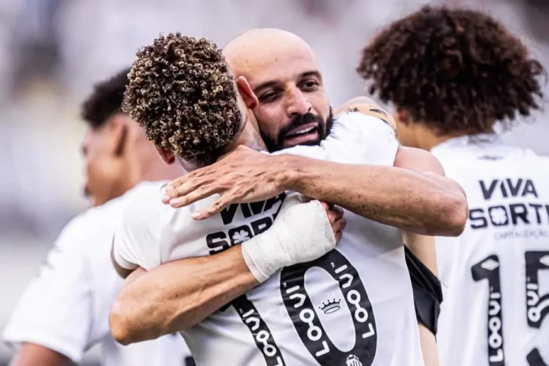 Paraibano marca dois gols e livra o Santos de rebaixamento no Brasileirão