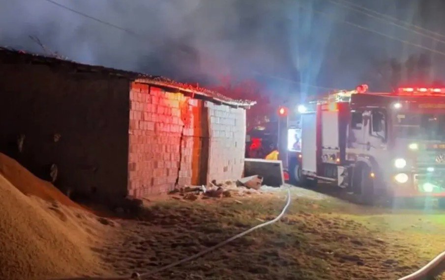 Incêndio atinge depósito de arroz em Sousa
