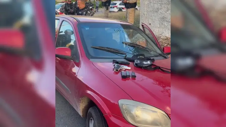 Três homens são presos, veículo roubado recuperado e duas armas apreendidas em João Pessoa