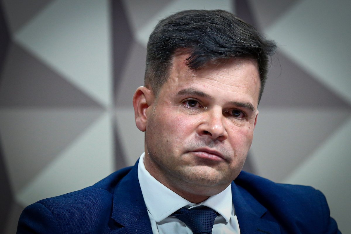 Ex-diretor da PRF, Silvinei Vasques, é preso no Paraguai ao tentar fugir