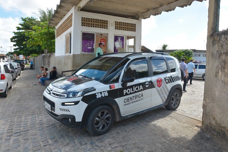 Feto encontrado em lata de lixo em João Pessoa morreu antes de nascer, diz IML