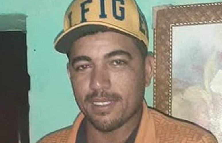 Homem é executado a tiros dentro de carro em avenida de Brejo do Cruz