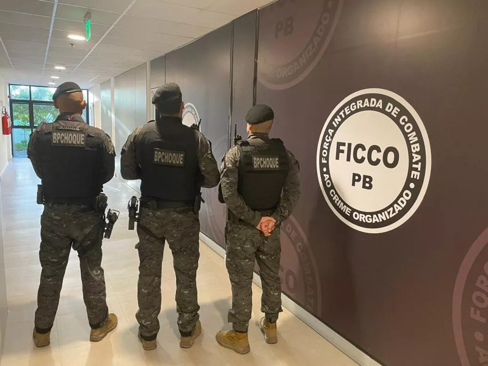 Liderança de facção criminosa do RN que fazia turismo em praia na Paraíba é preso durante operação integrada