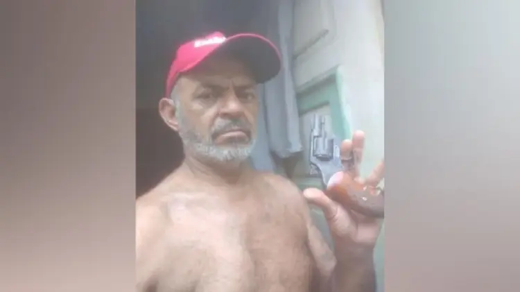 Homem que matou ex-esposa na frente de hospital é condenado a mais de 18 anos de prisão por feminicídio