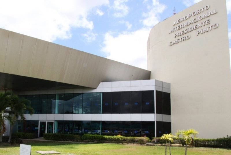 Suspeito de assassinato é preso no Aeroporto de Bayeux